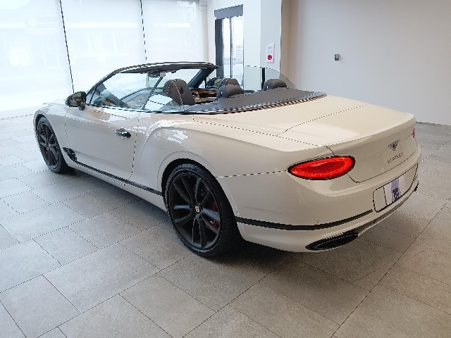 BENTLEY CONTINENTAL 2019 Image 27