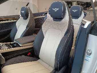 BENTLEY CONTINENTAL 2019 Image 35