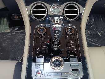 BENTLEY CONTINENTAL 2019 Image 49