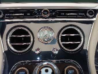 BENTLEY CONTINENTAL 2019 Image 50