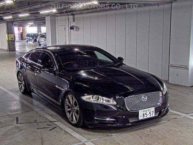 JAGUAR XJ 2012 Image 4