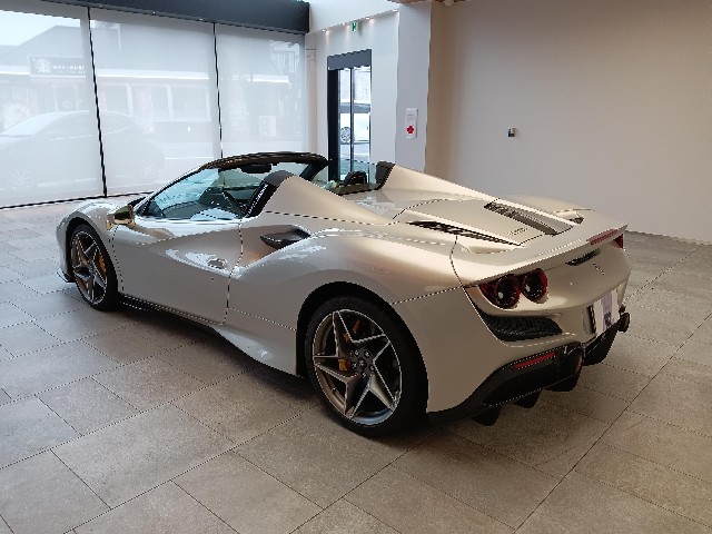 FERRARI F8 SPIDER 2023 Image 28