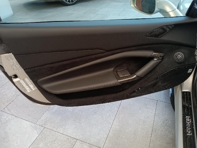 FERRARI F8 SPIDER 2023 Image 39