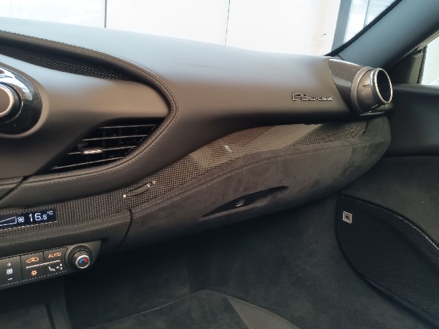 FERRARI F8 SPIDER 2023 Image 54