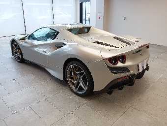 FERRARI F8 SPIDER 2023 Image 10