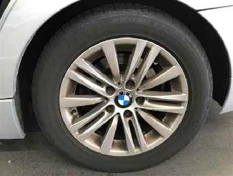 BMW 3 SERIES 2011 Image 9