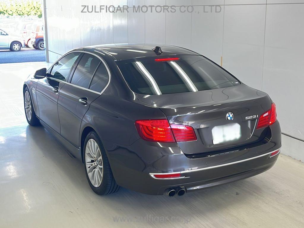 BMW 5 SERIES 2014 Image 2