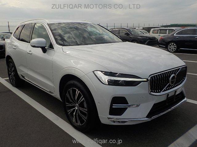 VOLVO XC60 2022 Image 8