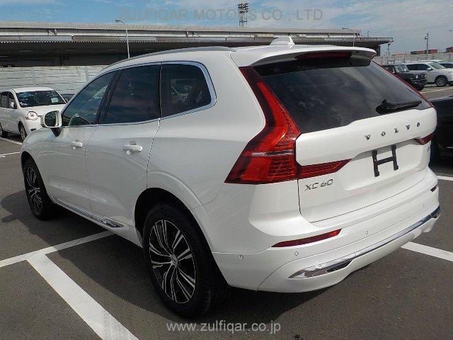 VOLVO XC60 2022 Image 10