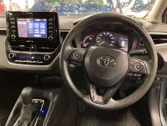 TOYOTA COROLLA TOURING 2019 Image 7