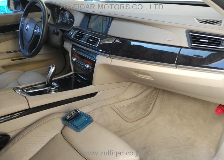 BMW 7 SERIES 2009 Image 5