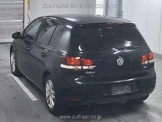 VOLKSWAGEN GOLF 2012 Image 2