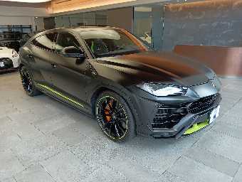 LAMBORGHINI URUS 2022 Image 3