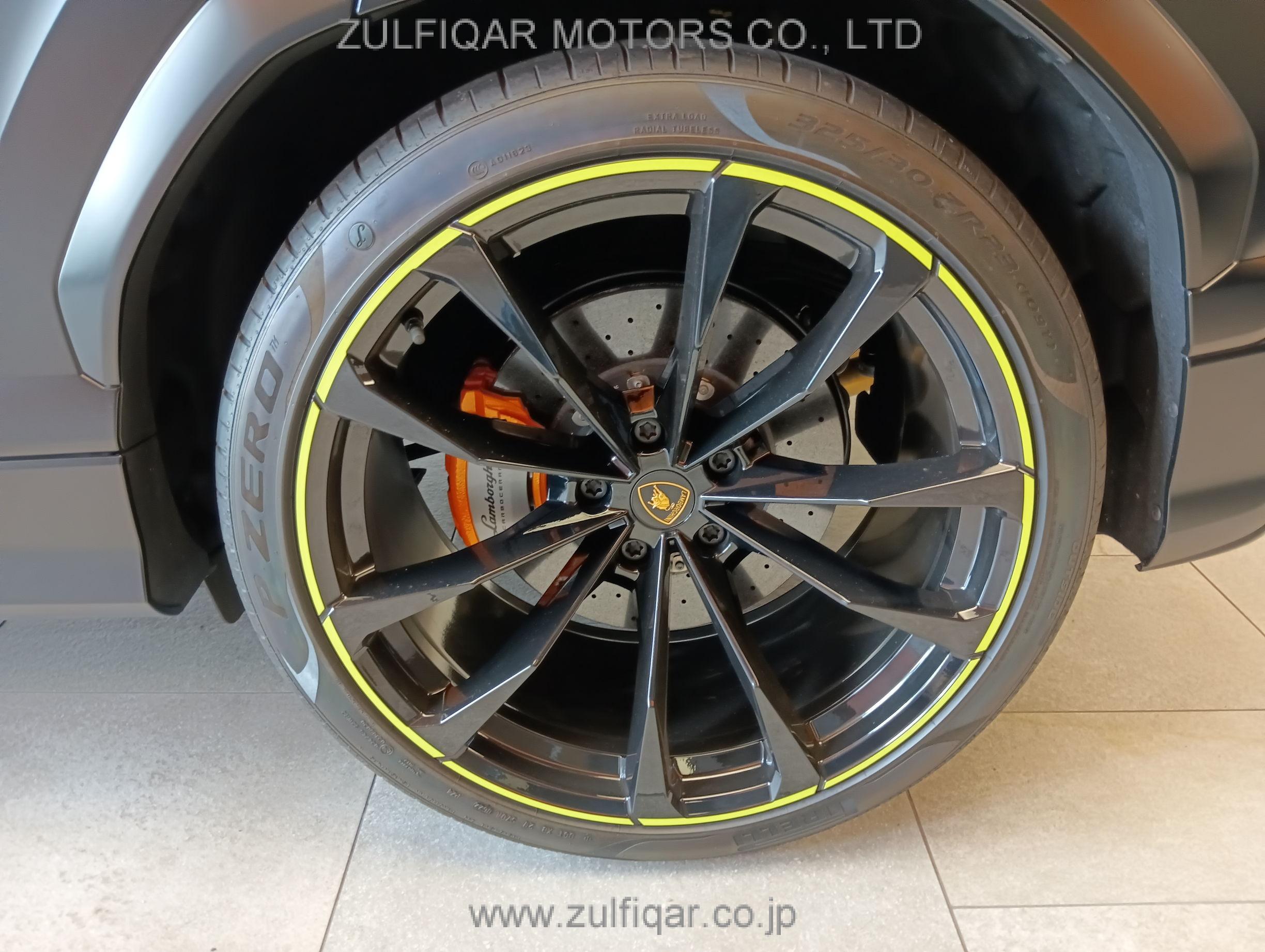 LAMBORGHINI URUS 2022 Image 22