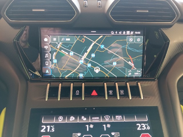 LAMBORGHINI URUS 2022 Image 41