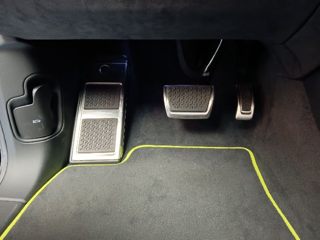 LAMBORGHINI URUS 2022 Image 52