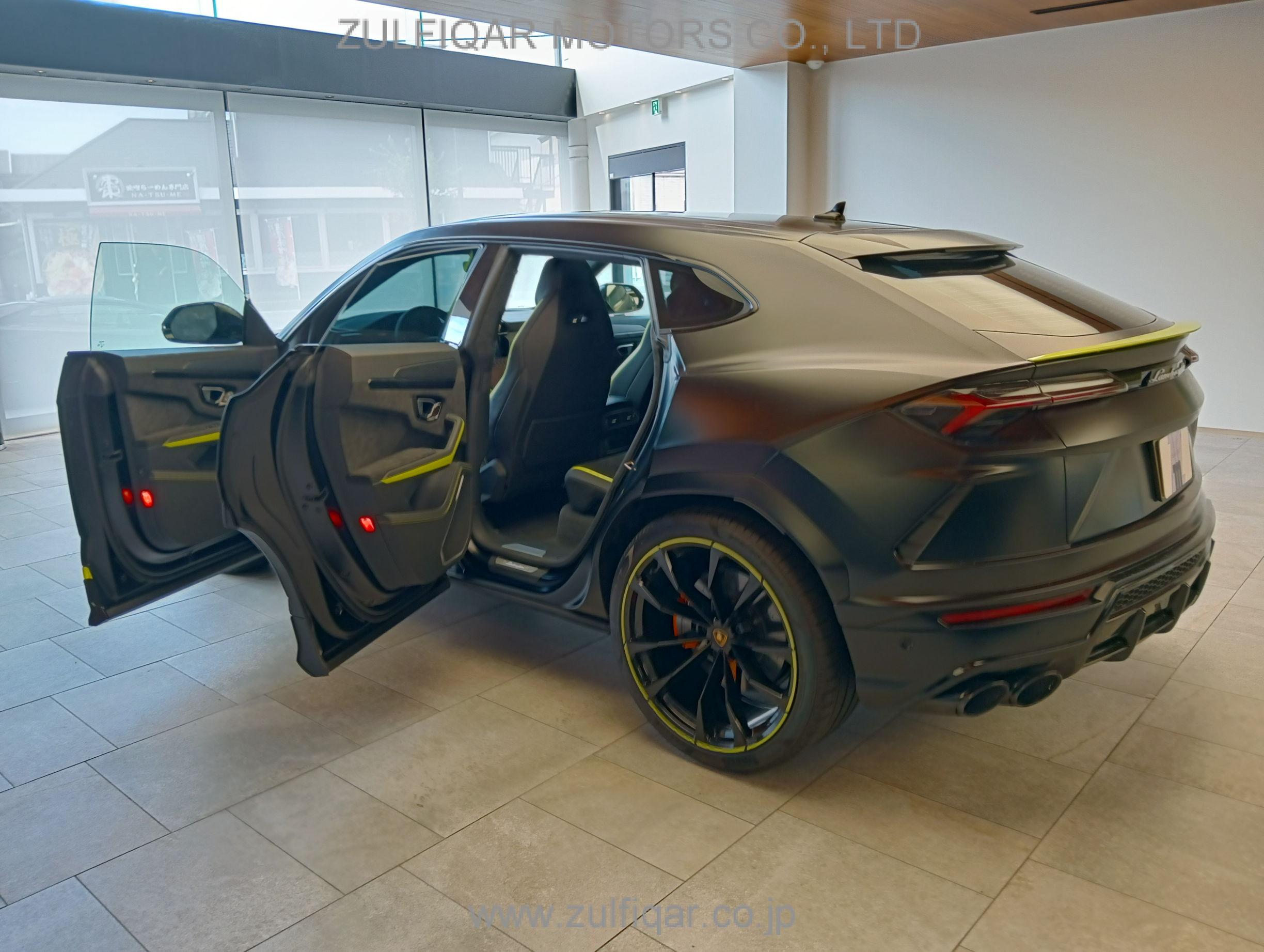 LAMBORGHINI URUS 2022 Image 10