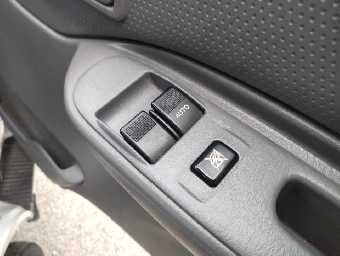 TOYOTA HIACE 2018 Image 13