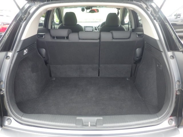 HONDA VEZEL 2019 Image 24