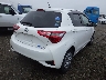 TOYOTA VITZ 2017 Image 12