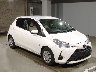 TOYOTA VITZ 2017 Image 3