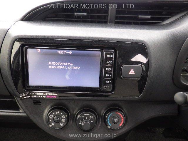 TOYOTA VITZ 2017 Image 21