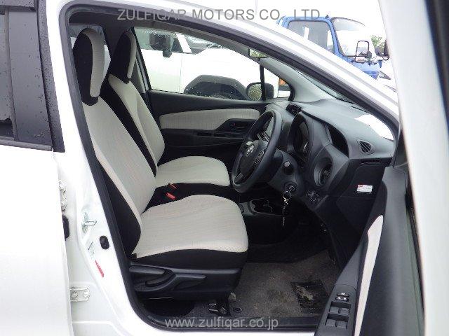 TOYOTA VITZ 2017 Image 25