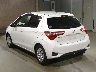 TOYOTA VITZ 2017 Image 4