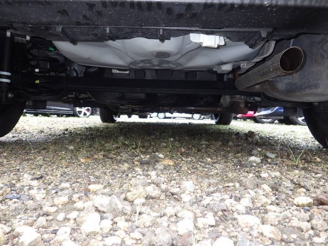 TOYOTA VITZ 2017 Image 33