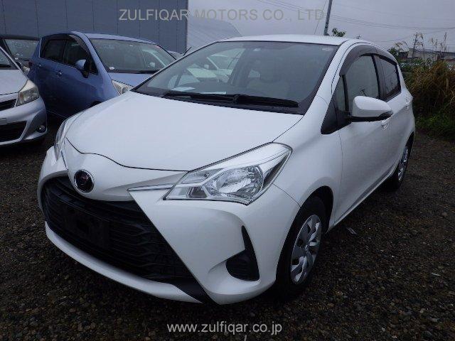 TOYOTA VITZ 2017 Image 9