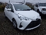 TOYOTA VITZ 2017 Image 10