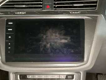 VOLKSWAGEN TIGUAN 2020 Image 10