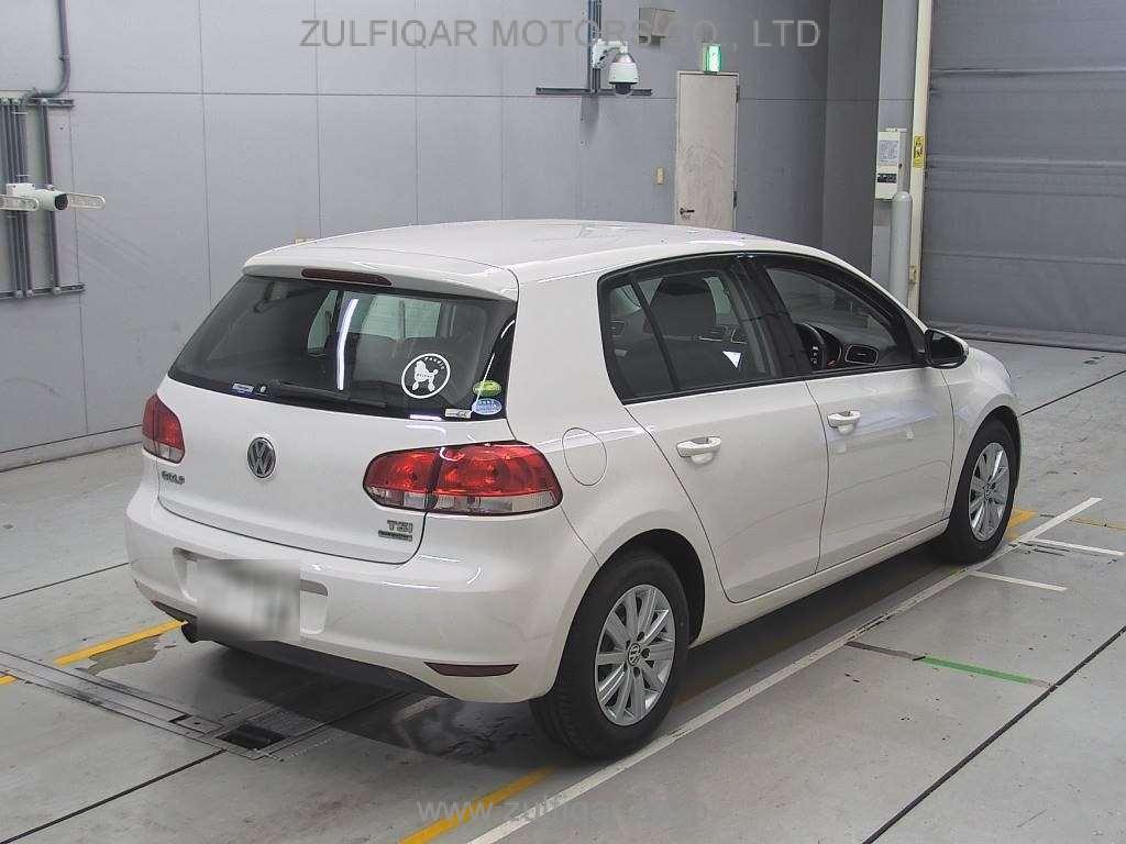 VOLKSWAGEN GOLF 2012 Image 2