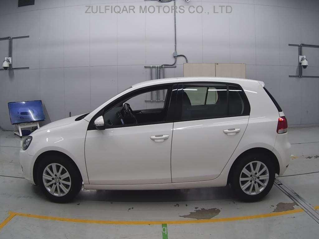 VOLKSWAGEN GOLF 2012 Image 4