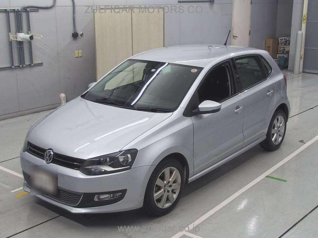 VOLKSWAGEN POLO 2012 Image 1