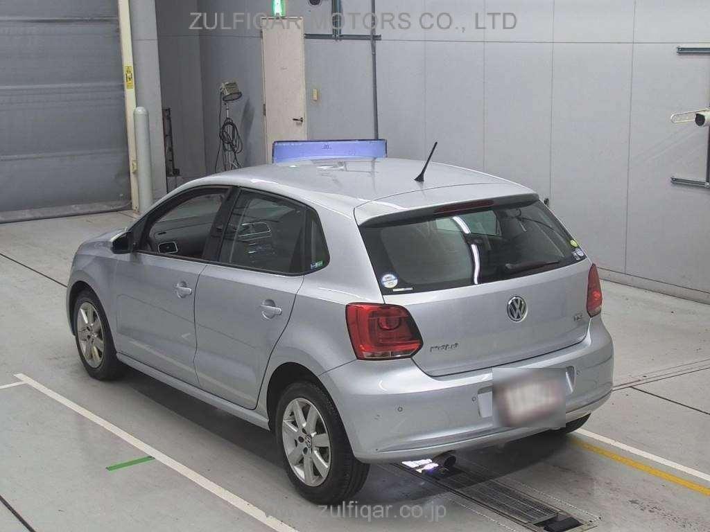 VOLKSWAGEN POLO 2012 Image 6