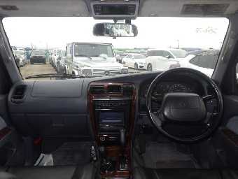 TOYOTA HILUX SURF 1996 Image 5