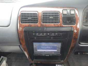 TOYOTA HILUX SURF 1996 Image 7