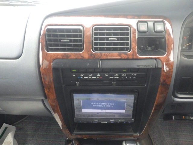 TOYOTA HILUX SURF 1996 Image 21