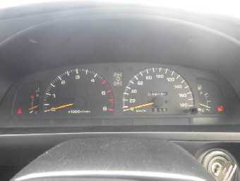 TOYOTA HILUX SURF 1996 Image 9