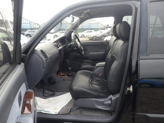 TOYOTA HILUX SURF 1996 Image 26