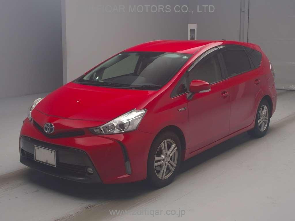 TOYOTA PRIUS ALPHA 2015 Image 1