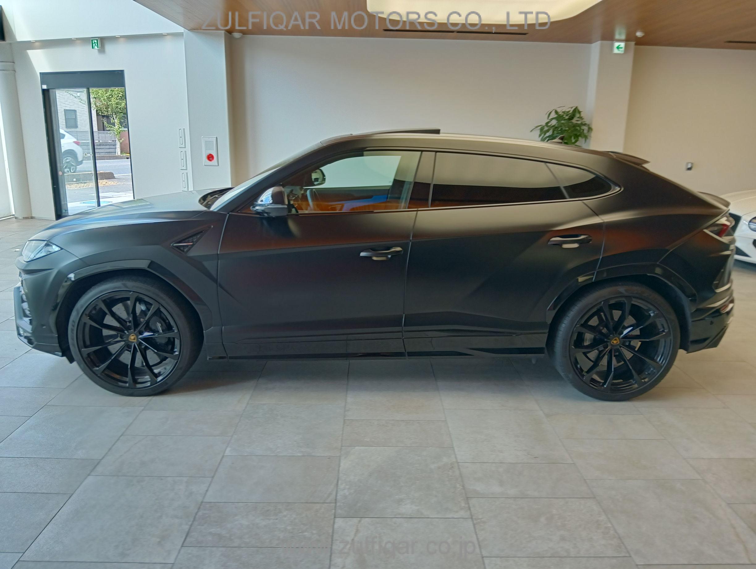 LAMBORGHINI URUS 2021 Image 19