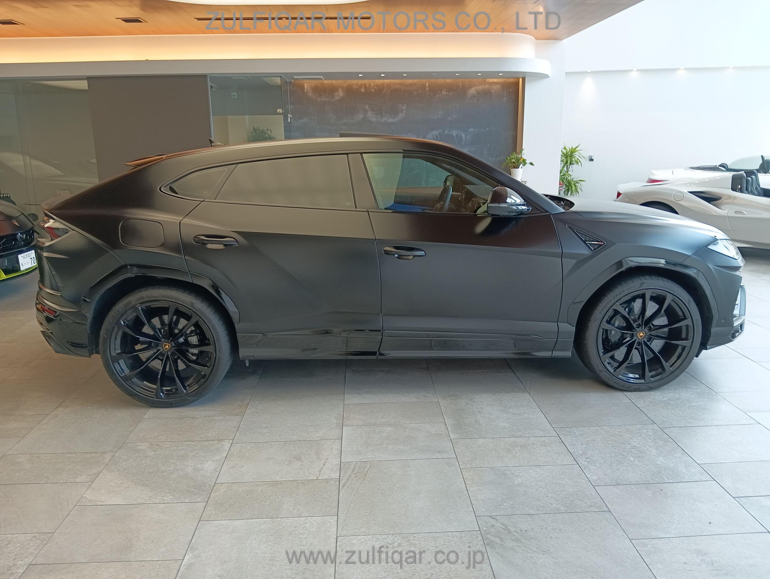 LAMBORGHINI URUS 2021 Image 4