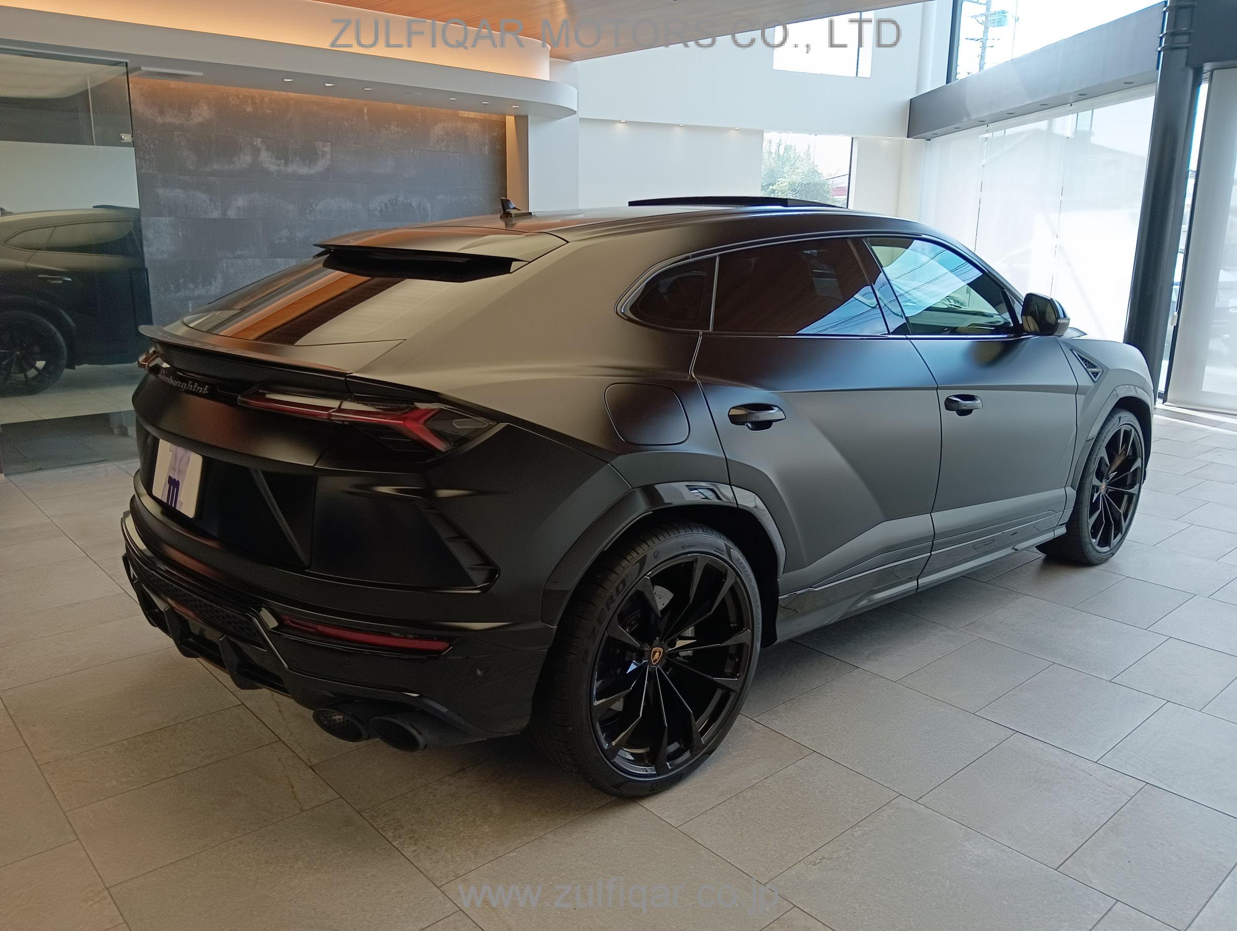 LAMBORGHINI URUS 2021 Image 7