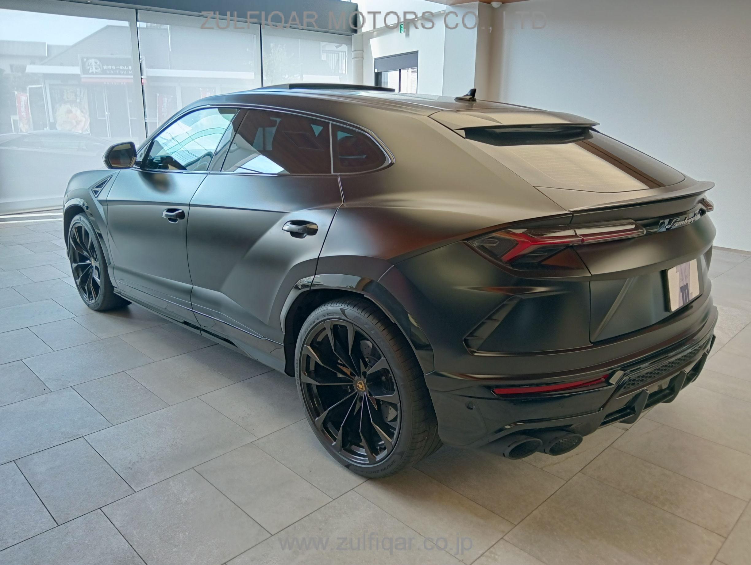 LAMBORGHINI URUS 2021 Image 10