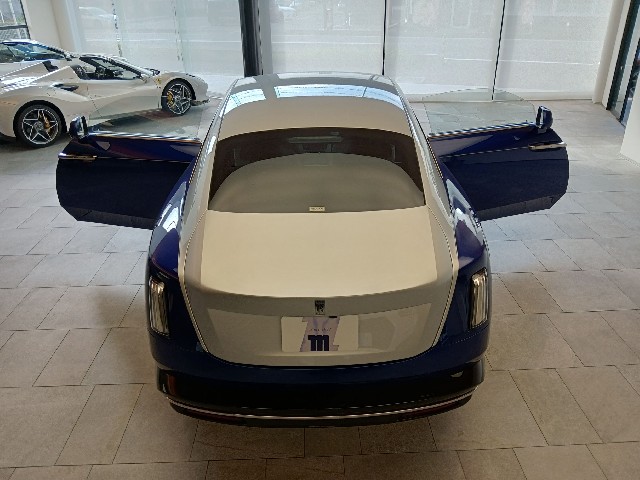 ROLLS ROYCE SPECTRE 2024 Image 23