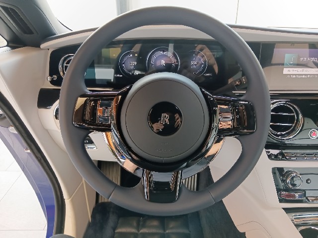 ROLLS ROYCE SPECTRE 2024 Image 44