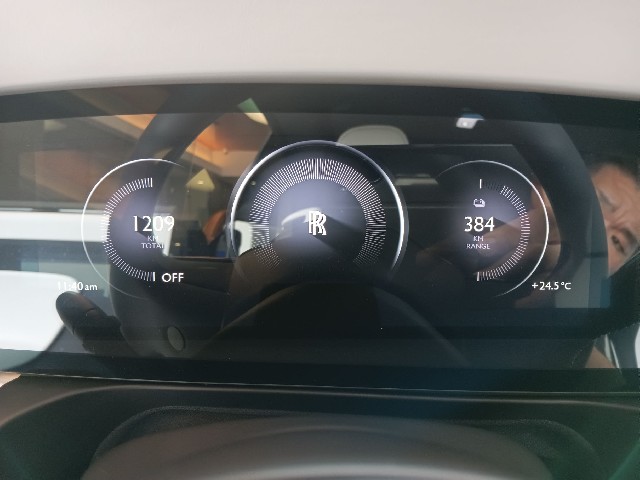 ROLLS ROYCE SPECTRE 2024 Image 46