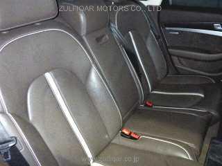 AUDI A8 2013 Image 6